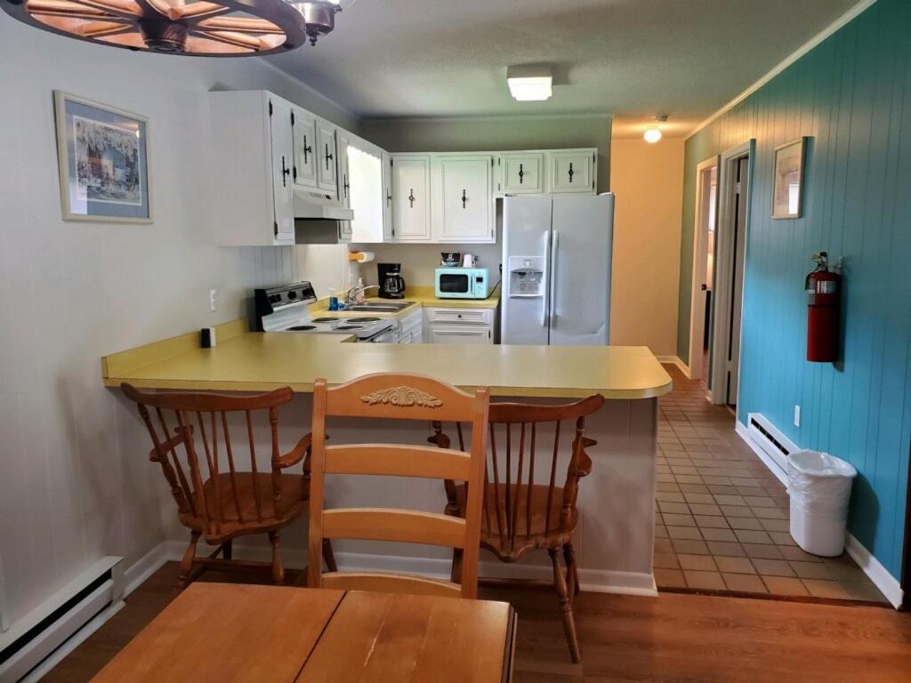 Meadowlark Motel With Restaurant & Bar Maggie Valley Exterior foto