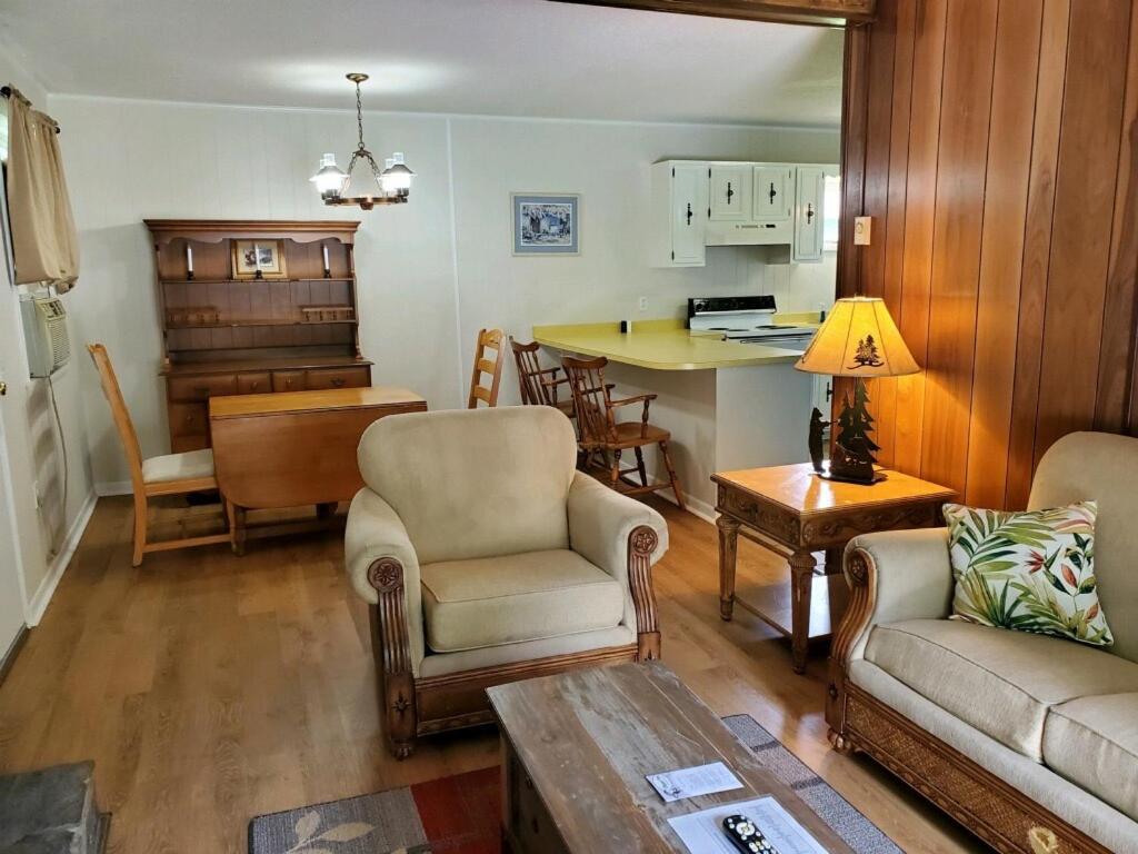 Meadowlark Motel With Restaurant & Bar Maggie Valley Exterior foto