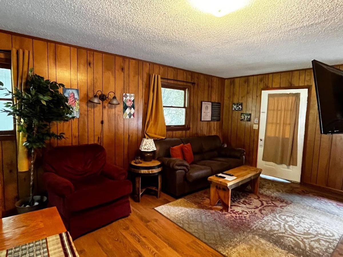 Meadowlark Motel With Restaurant & Bar Maggie Valley Exterior foto