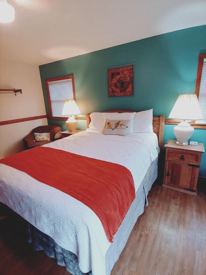 Meadowlark Motel With Restaurant & Bar Maggie Valley Exterior foto